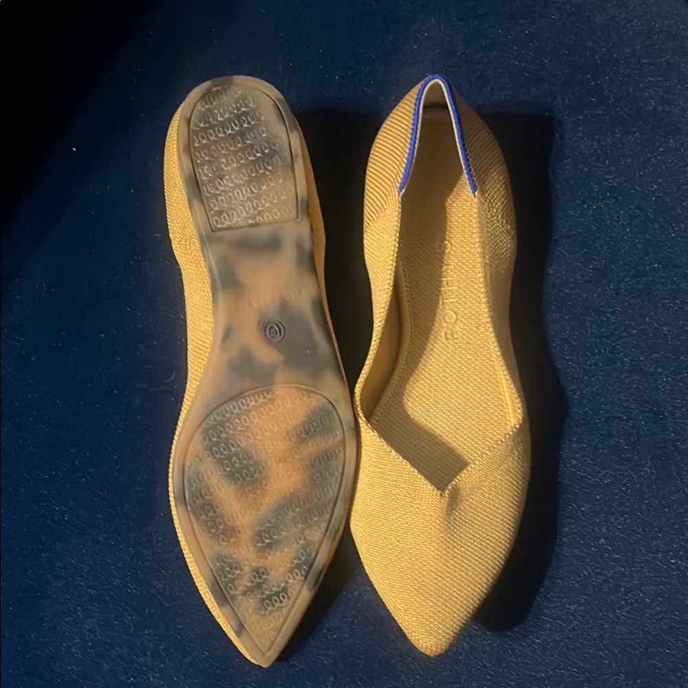 Rothy's Women's Tan Flats